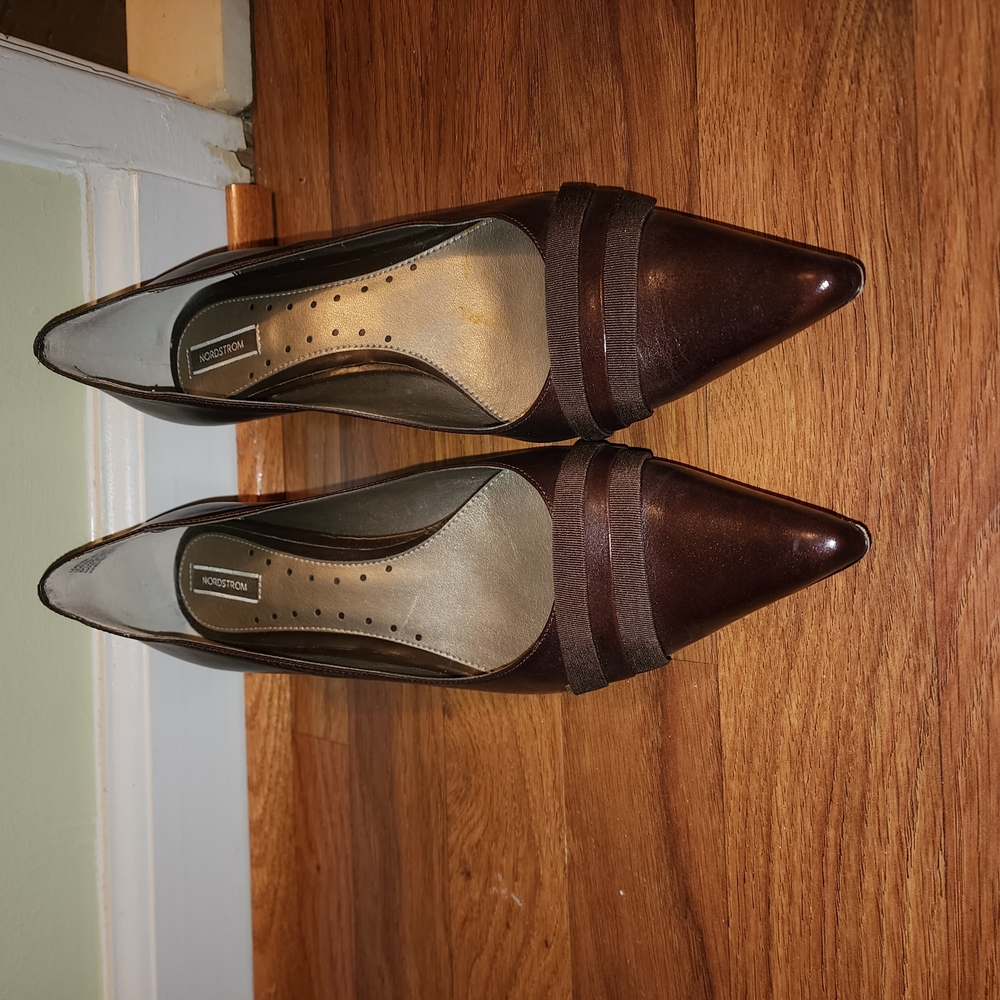 Nordstrom Women's Brown Pointed Toe Shoes